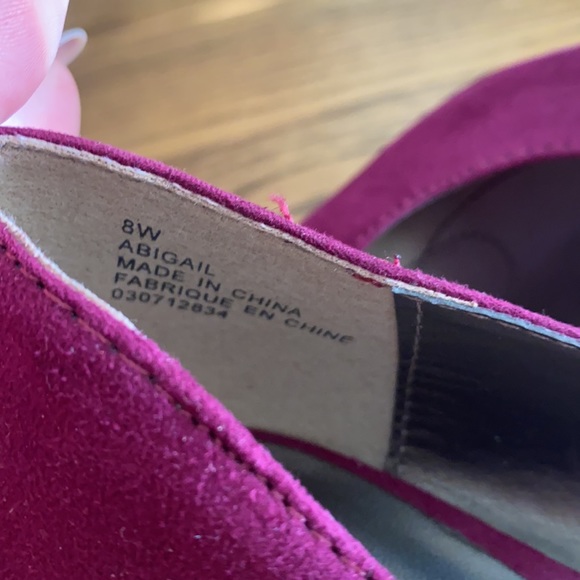 Maroon Pumps - Picture 6 of 6